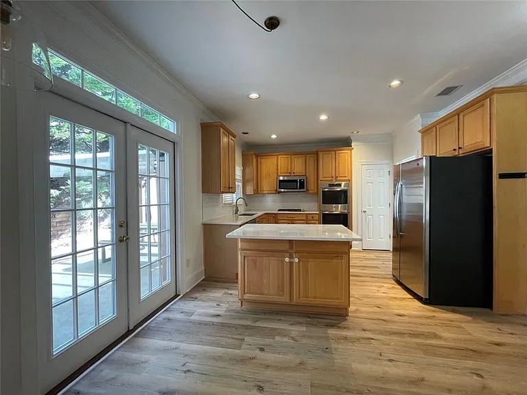 3730 Highcroft Cir — Photo 9