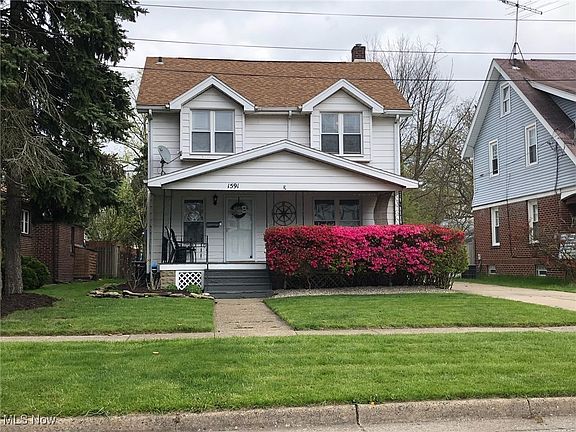 4th image of 1591 8th St