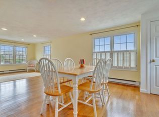 518 High St #A, Hampton, NH 03842