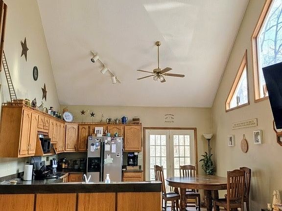 5th image of 8379 S Christian Dr