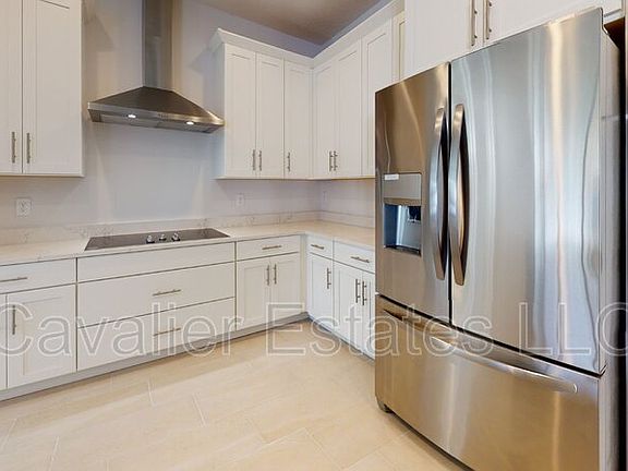 3rd image of 207 N Glen Ave