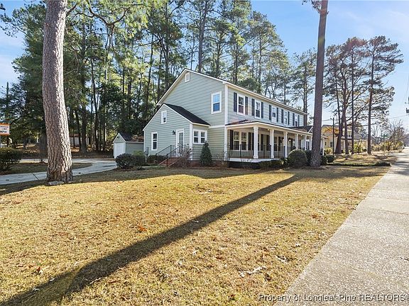 4th image of 400 Westmont Dr