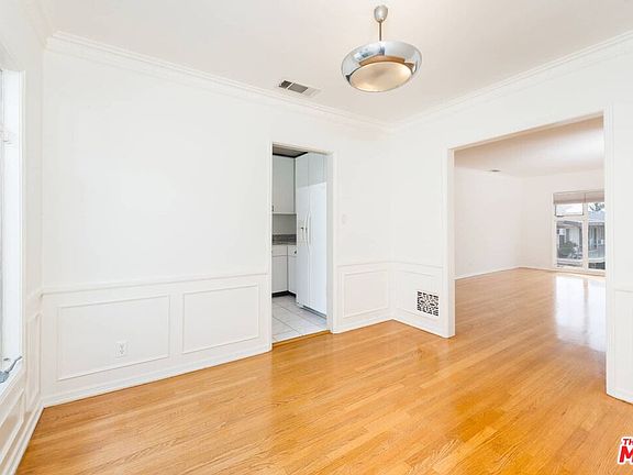 3rd image of 1275 N Harper Ave APT 10