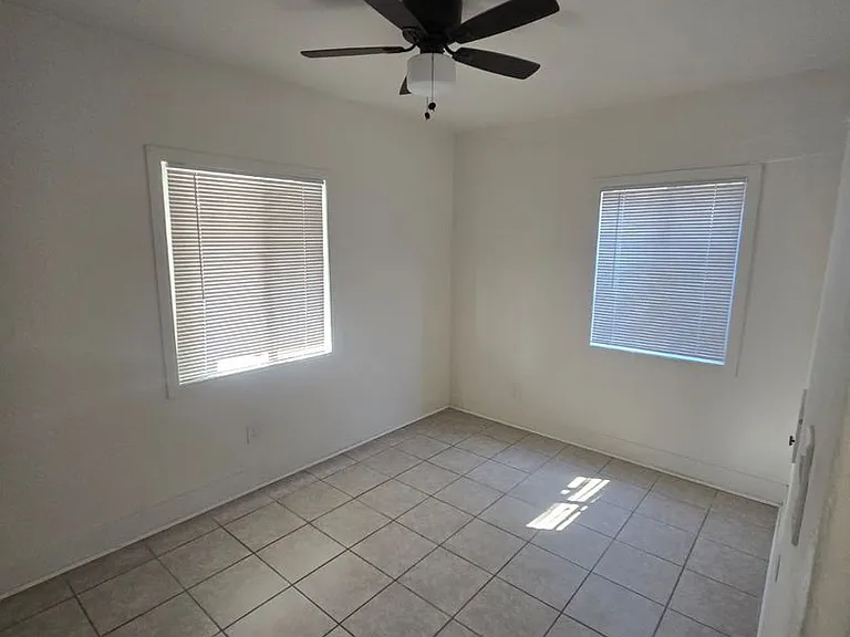 302 Sycamore Rd #C — Photo 6