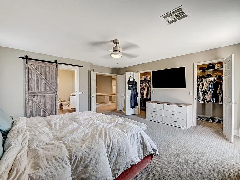 9748 Cathedral Stairs Ct — Photo 43