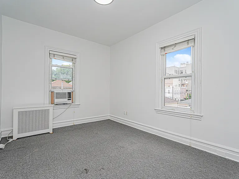 1774 E 17th St #1 — Photo 16