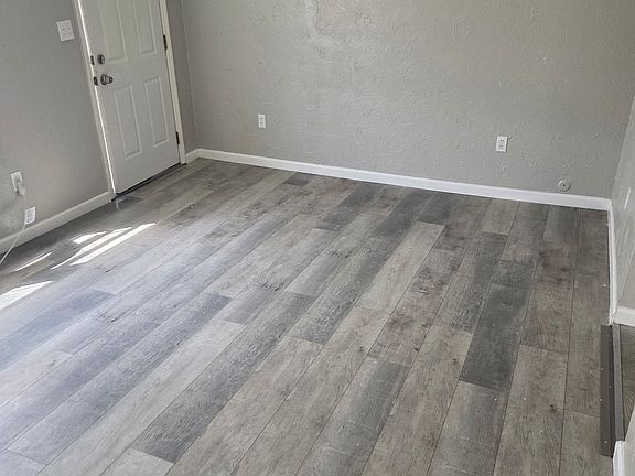5th image of 1801 Jerome Ln