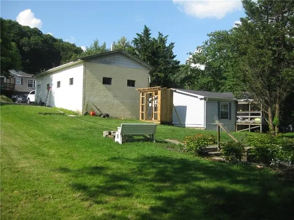 1631 Philadelphia St, Indiana, PA 15701