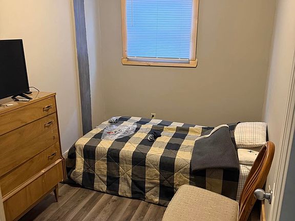 3rd image of 207 7th St S #2