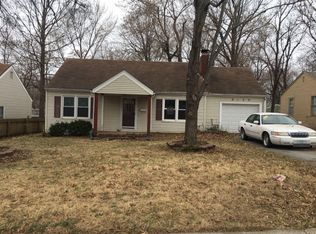 8420 Summit St, Kansas City, MO 64114