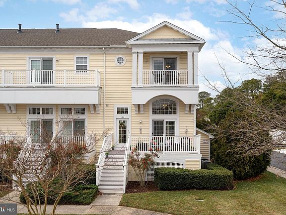 2nd image of 38339 N Mill Ln Unit 104