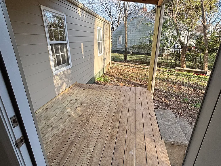 4201 Hawthorne Ave SW — Photo 29