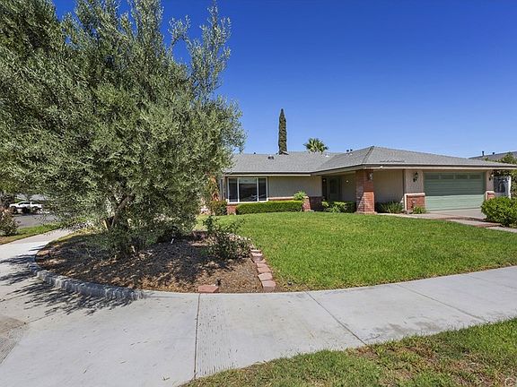 4th image of 805 Cottonwood St