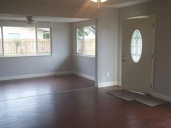 4th image of 5145 31st Ave N