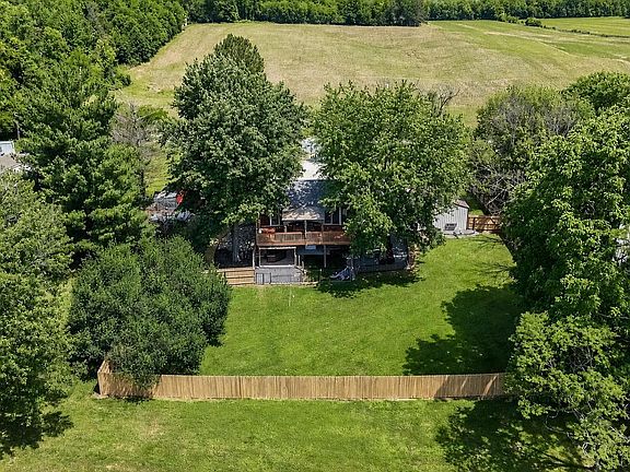 2nd image of 1865 Dunlap Dr
