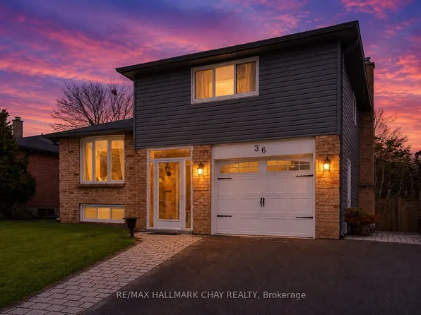 36 Ridgeway Ave, Barrie, ON L4N 5L2