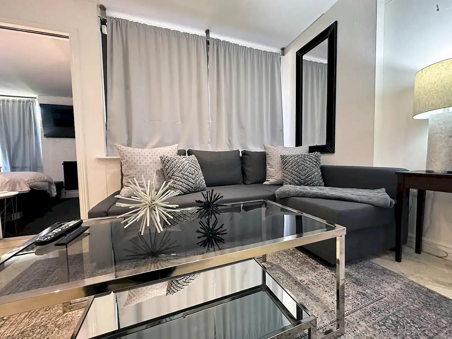 7 bed, 5.0 bath, 3498 sqft, $12,056 — Photo 2
