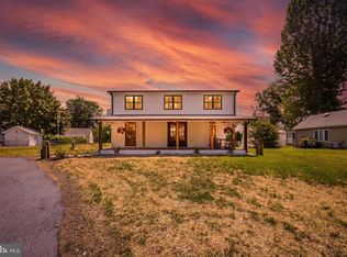 70 Park Ln, Earleville, MD 21919
