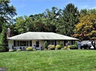 1022 Holly Tree Rd, Abington, PA 19001