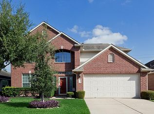 1818 Buckingham Dr, Pasadena, TX 77504