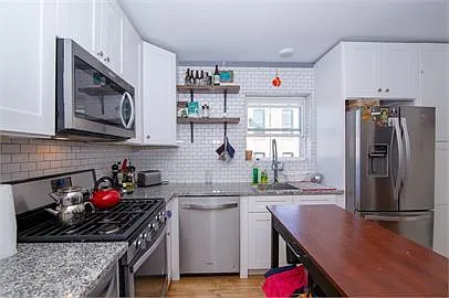 2520 W Cortez St — Photo 11