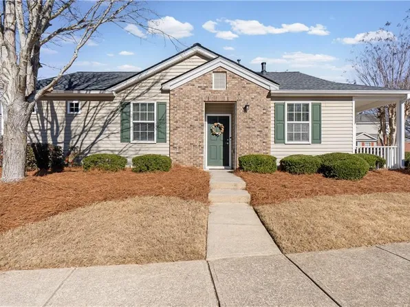 278 Hiawassee Dr, Woodstock, GA 30188