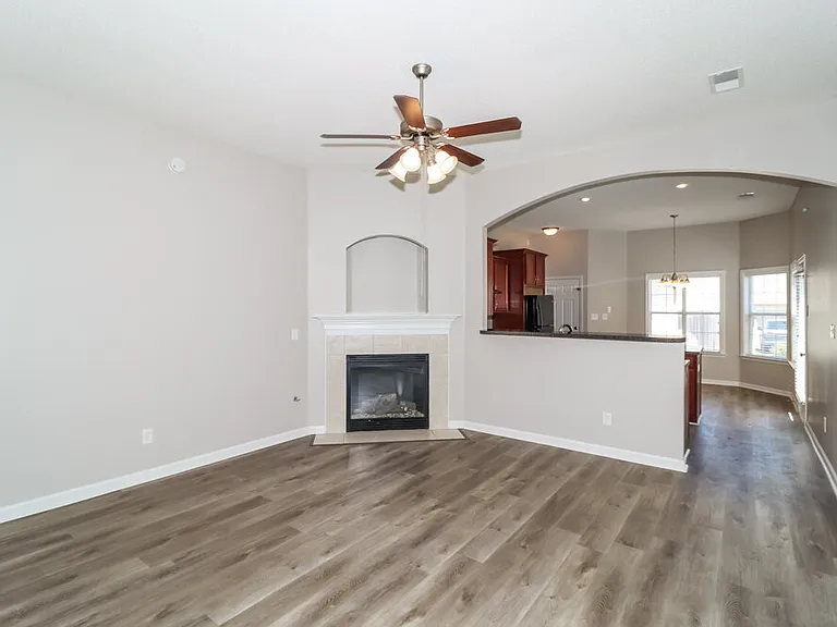1260 Whitten Rd — Photo 4