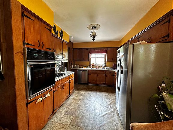 5th image of 2110 Keith Dr