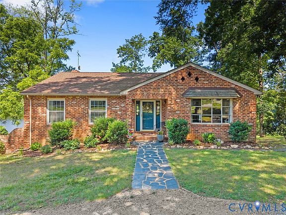 5th image of 2235 Lakeview Dr