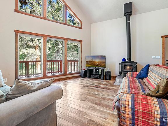 5th image of 3926 N Elk Valley Way