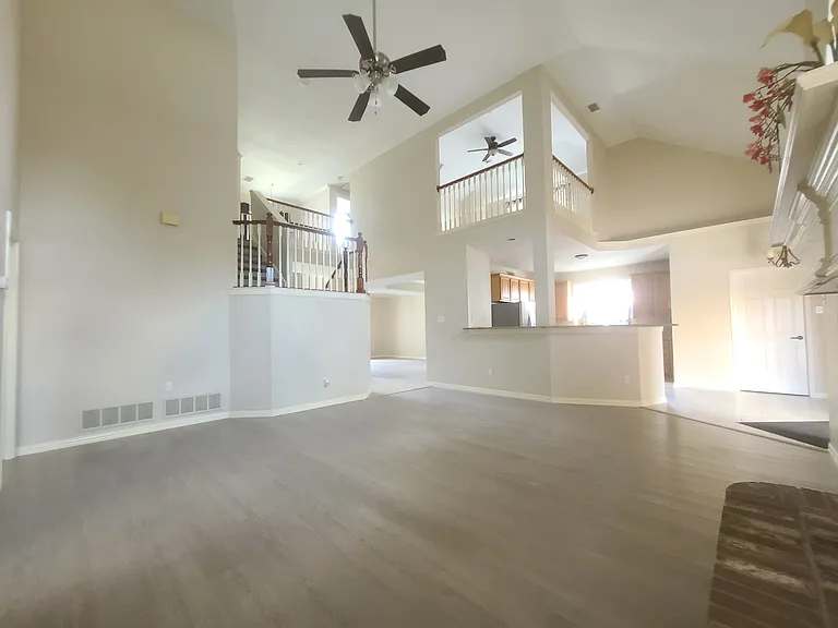7509 Avalon Dr — Photo 7