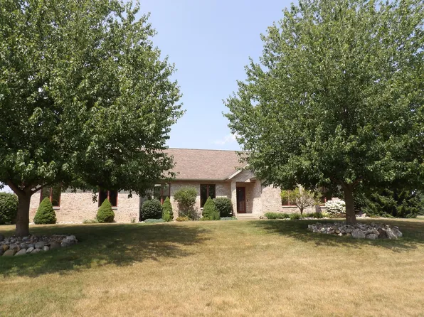 2776 W Hogan Ave, La Porte, IN 46350