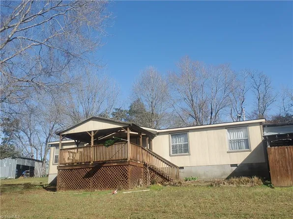2205 Fall Creek Church Rd, Bennett, NC 27208