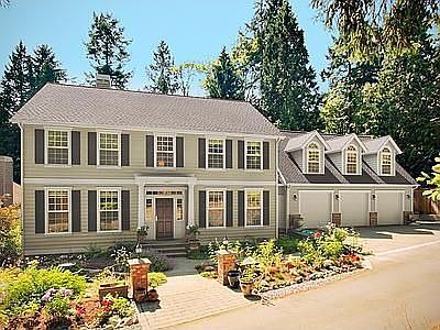 Welcome to this elegant Colonial home with 4 bedrooms & 2.5 baths!