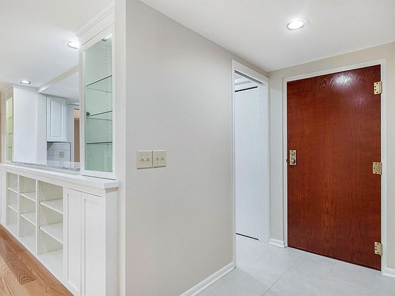 2nd image of 2115 Nature Cove Ct APT 304