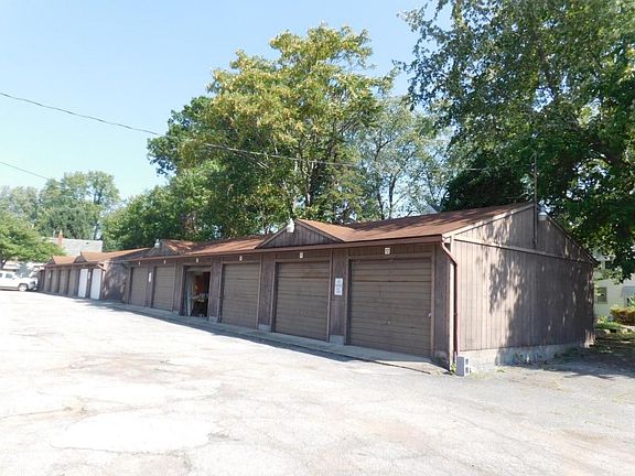 4th image of 1860 Mahoning Ave NW APT 301