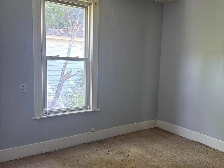 21 S Melcher St #4 — Photo 6