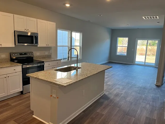 2110 Osprey Isle Ln SW — Photo 6