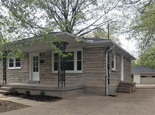 4208 Dover Rd, Louisville, KY 40216