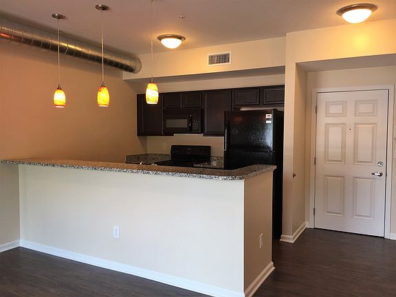 3rd image of 1280 N College Ave #117