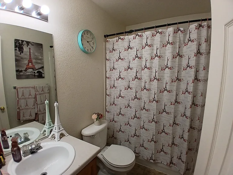 7996 Shamrock Cir — Photo 15