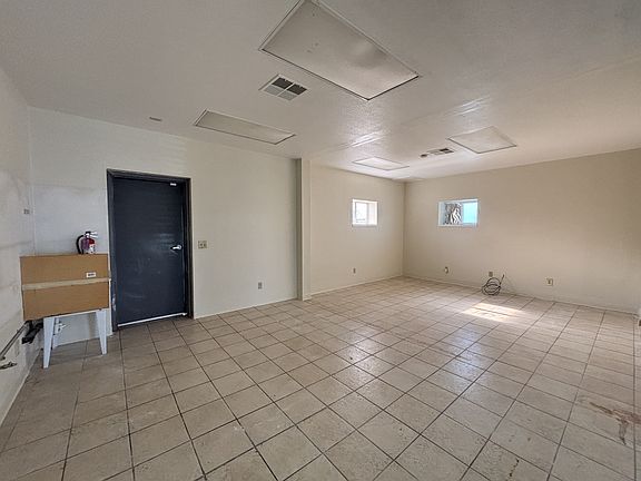 4th image of 3200 Sierra St #1