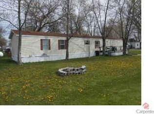 102 N McClure St, Wingate, IN