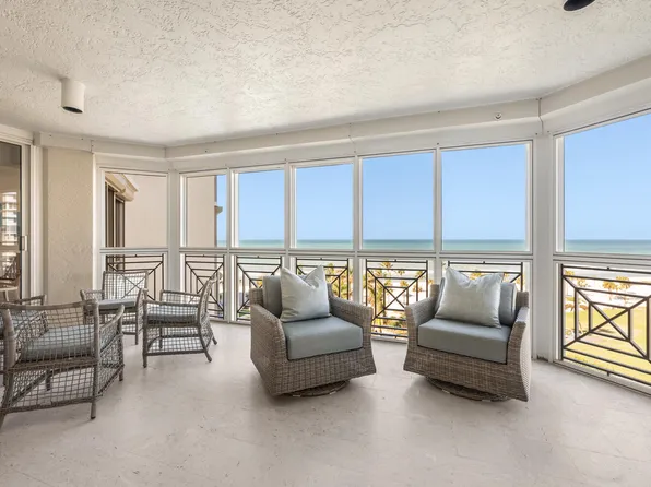 4021 Gulf Shore Blvd N, Naples, FL