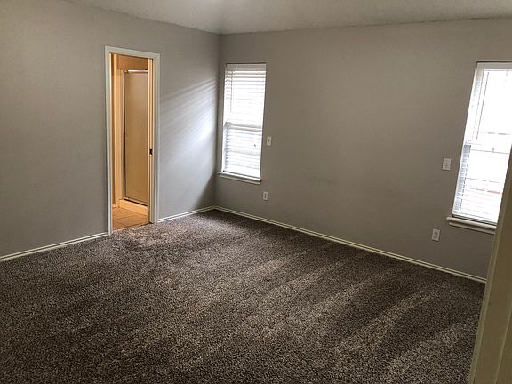 5th image of 9804 Beaufort Ave