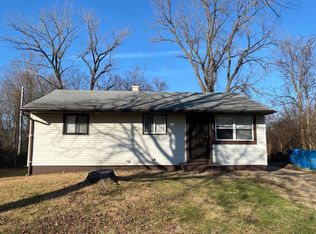 185 Brigadoon Cir, Saint Louis, MO 63137