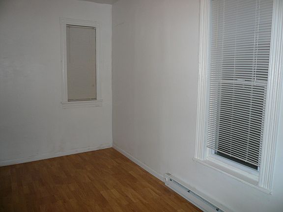 1st bedroom