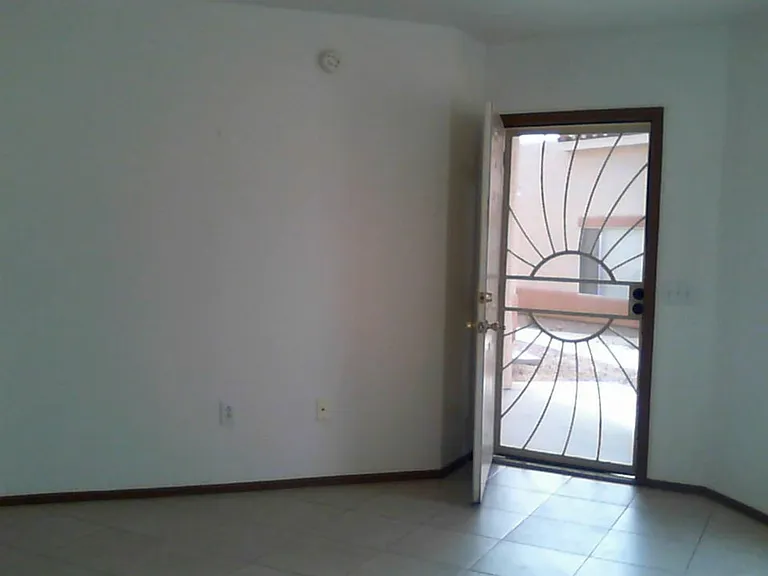 1567 N Paseo La Tinaja — Photo 13