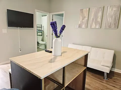 954 Joseph E Boone Blvd NW #D — Photo 5