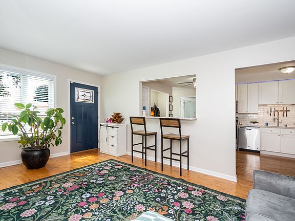 4th image of 26914 116th St